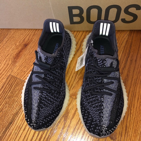 Yeezy Shoes - SOLD!! YEEZY BOOST 350 V2